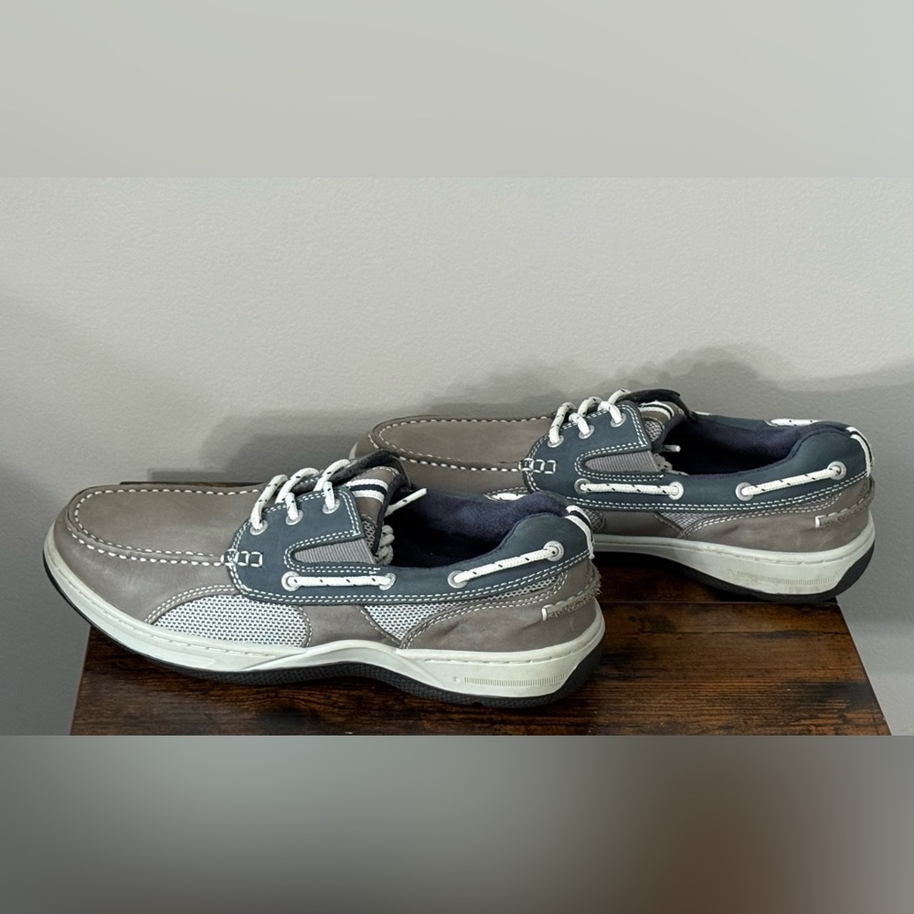 Men's Bass Gray and Navy Boat Shoes - Picture 3 of 8